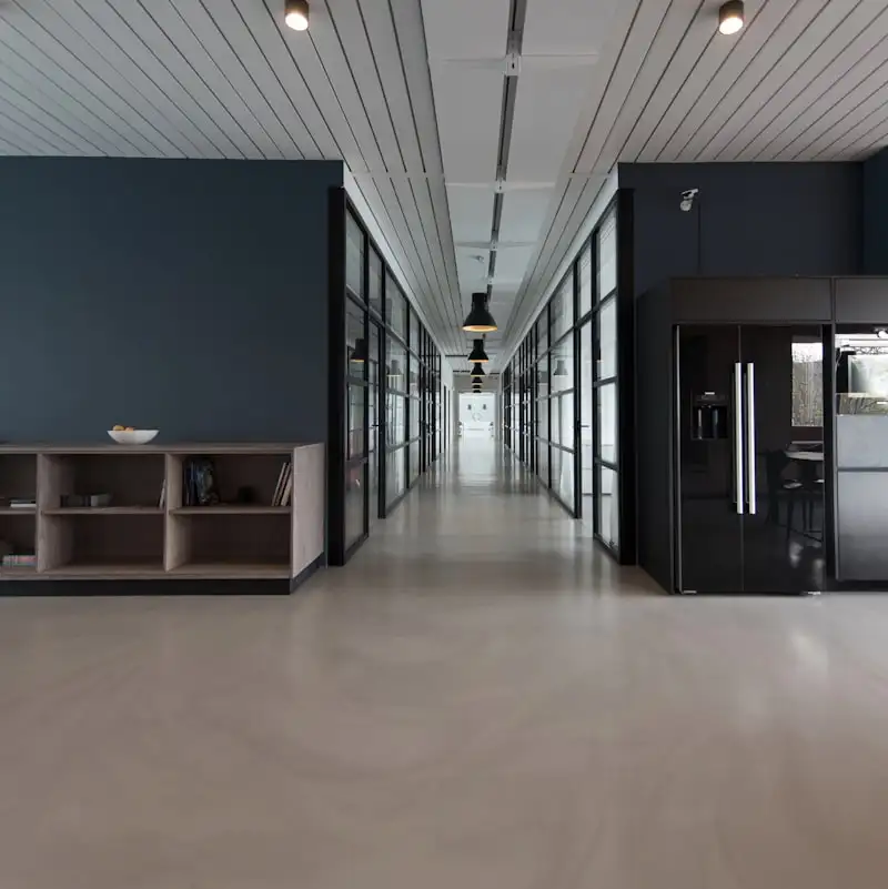 Moderná kancelária — firemné úvery a leasing